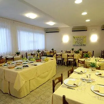 Raffaello Hotel 4*