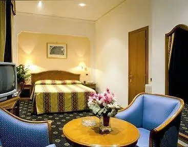 Raffaello Hotel